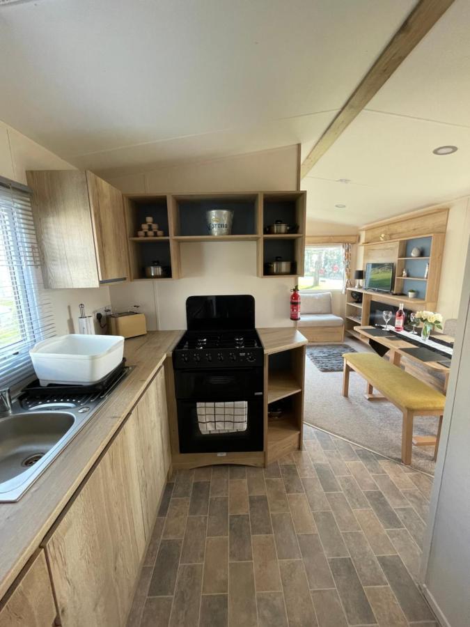 Deluxe, 3 Bed Holiday Home At Combe Haven Holiday Park Hastings Exteriör bild