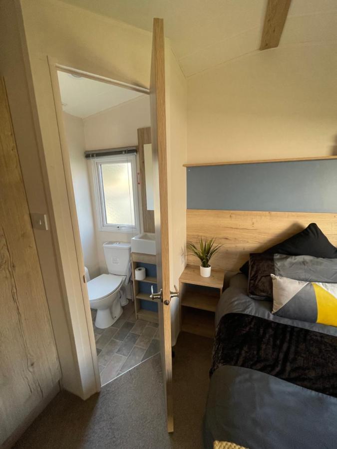 Deluxe, 3 Bed Holiday Home At Combe Haven Holiday Park Hastings Exteriör bild